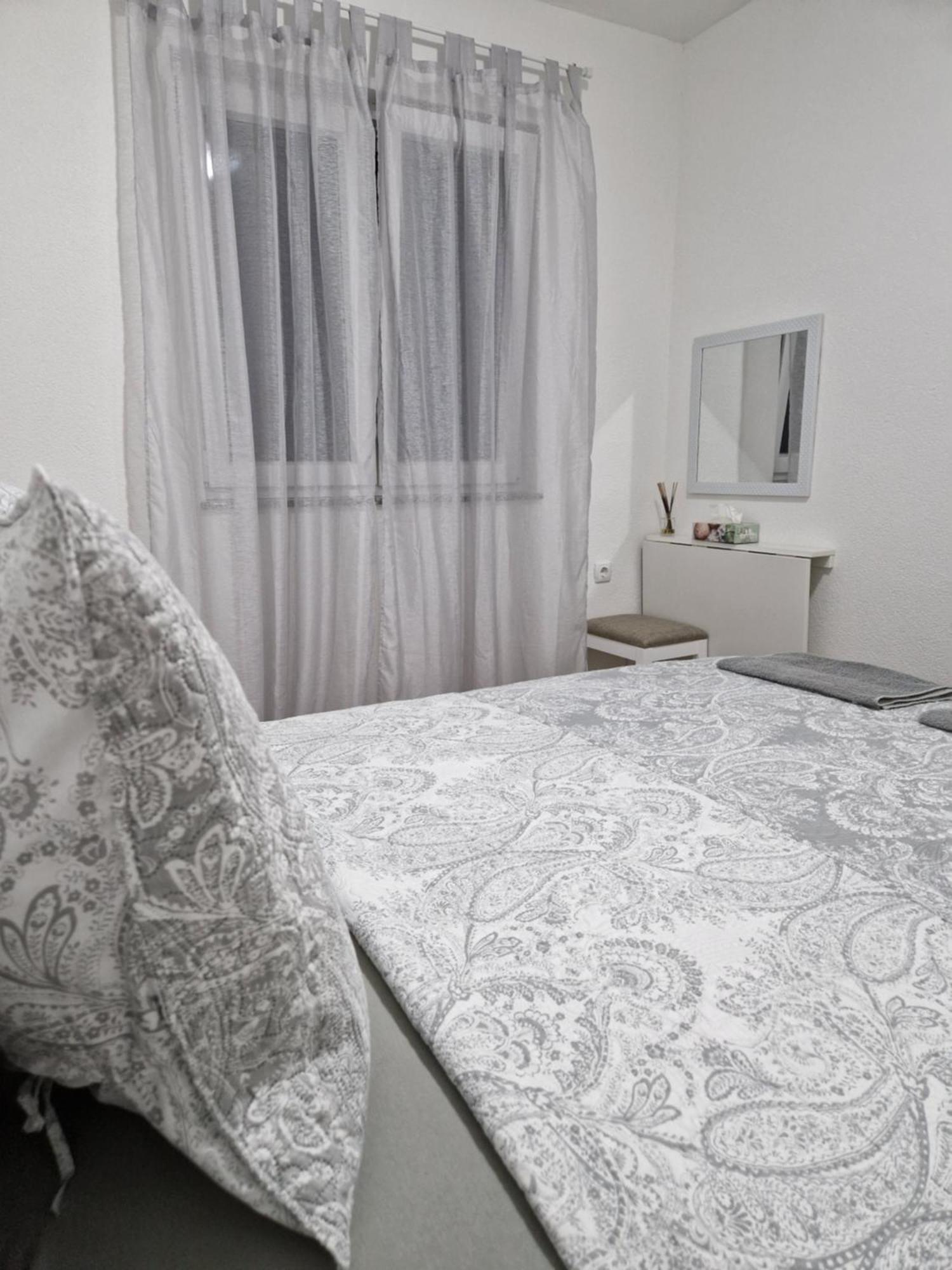Apartments Gabriel Сень Экстерьер фото